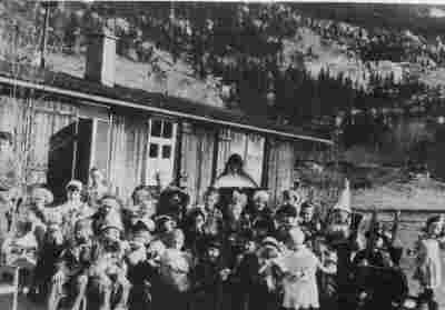 Behelfskindergarten Burgrain - Fasching 1948