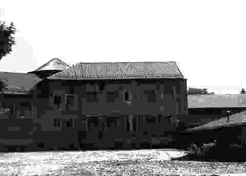 Rohbau Turnhalle, Turm und Lehrerzimmer - 1950